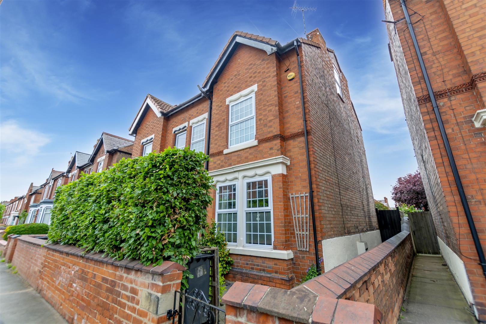 College Street, Long Eaton Robert Ellis Estate Agents